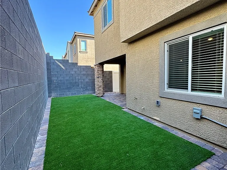 9325 Kent Falls Pl — Photo 19