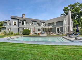 95 Sycamore Ln, Fairfield, CT 06824