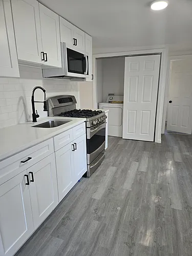 2312 Auburn Ave Photo 1