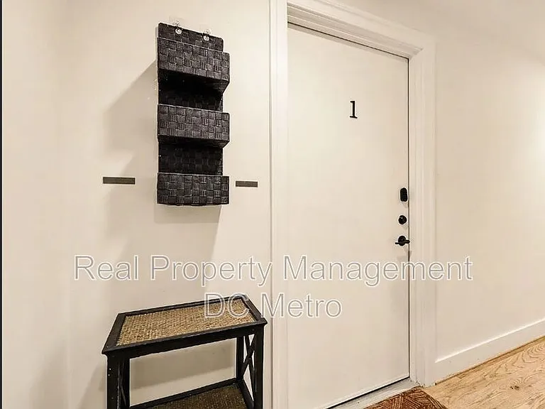 811 Upshur St NW #1 — Photo 19