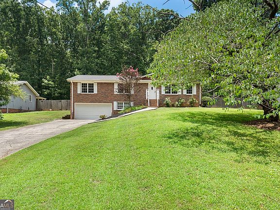 3rd image of 675 Teague Dr NW