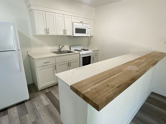 4th image of 3671 Spruce Ave #11431220