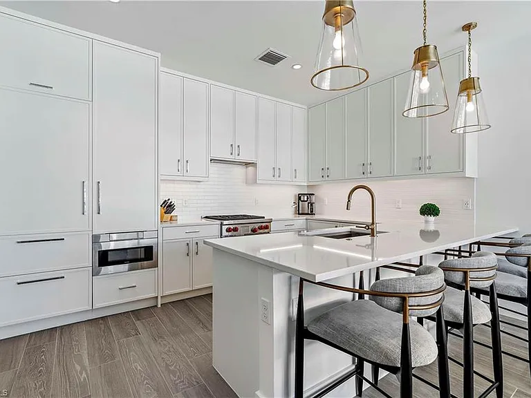 850 Central Ave #310 — Photo 5