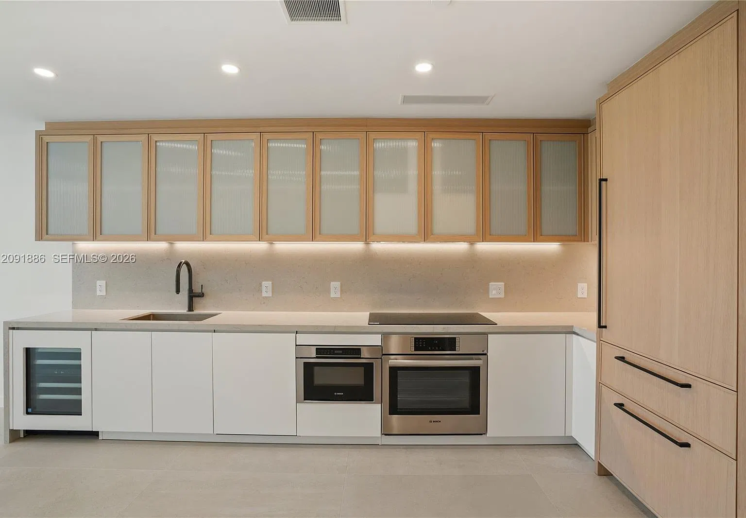 2200 Brickell — Photo 3