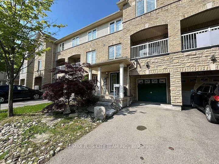 10 Cullcastle St W