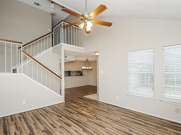 2nd image of 4613 Waterway Dr