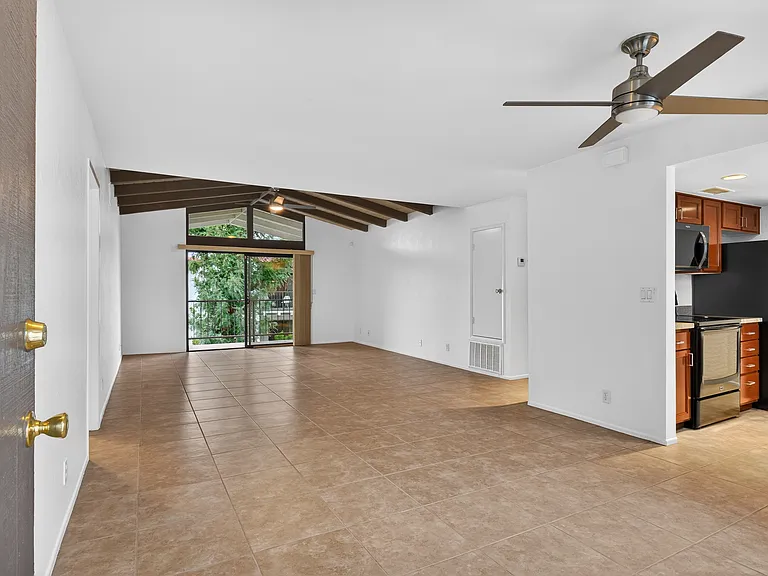 1050 E Ramon Rd #127 — Photo 3