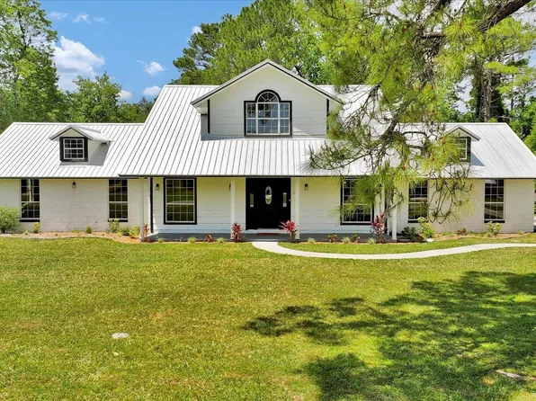 100 Redbud Woods Trl, Palatka, FL 32177