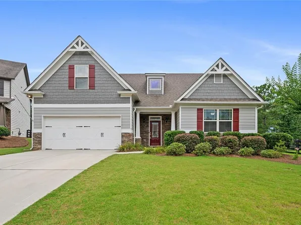 144 Alder Lndg N, Dallas, GA 30132