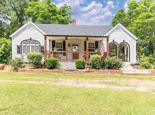 30 Pine St, Eclectic, AL 36024