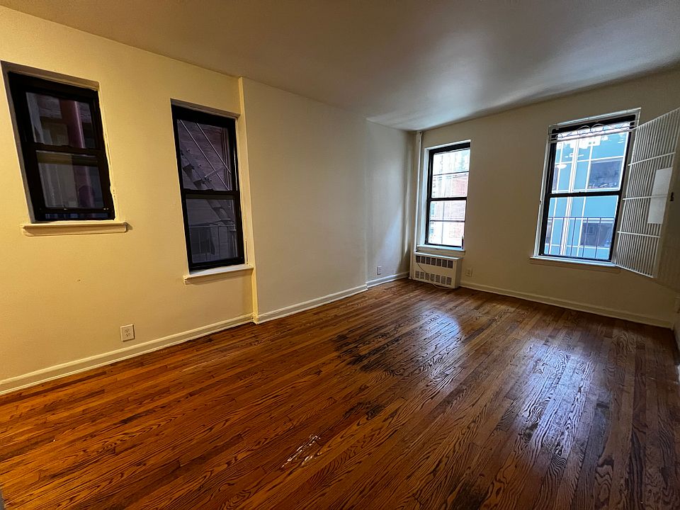 1st image of 151 E 43rd St APT 4B