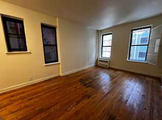 151 E 43rd St APT 4B, New York, NY 10017