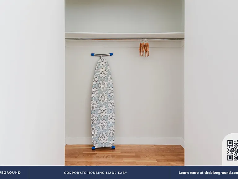 235 W 48th St #29M — Photo 15