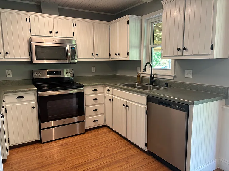 297 E Pine Grove Rd — Photo 2