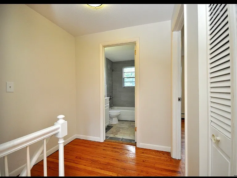 571 Hartford Rd #5 — Photo 14