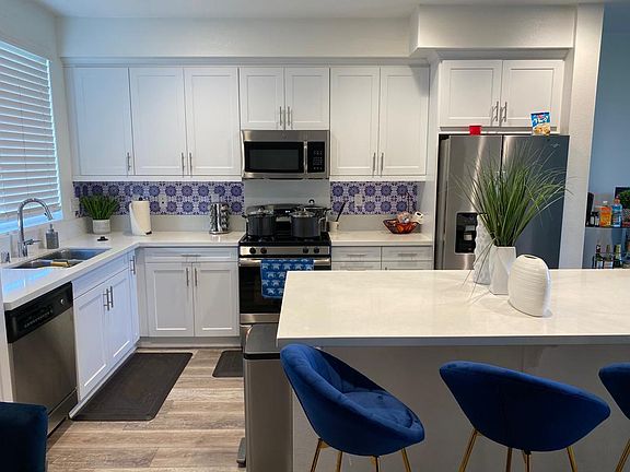 5th image of 740 Savi Dr