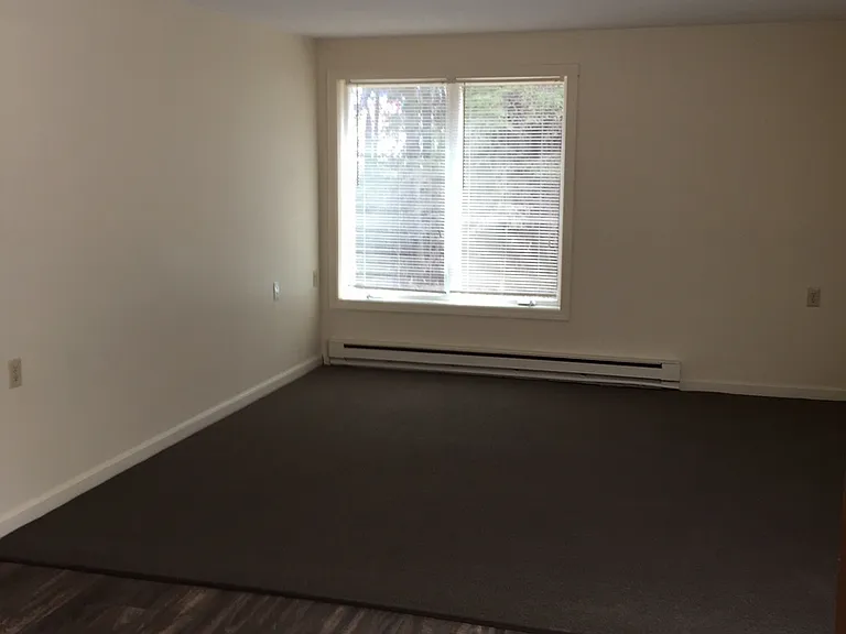 Cranberry Peak Apartments — Photo 4