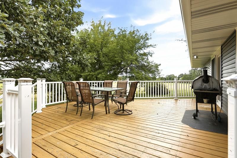 373 E Millington Rd, photo 25