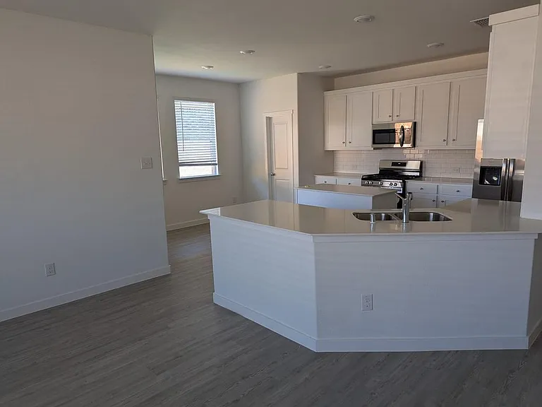 1842 White Ash Way — Photo 25