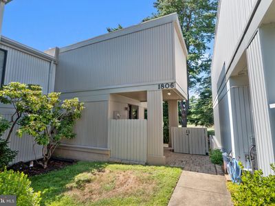 1806 N Shore Ct, Reston, VA, 20190