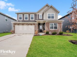 2332 S Carlota Dr, New Palestine, IN