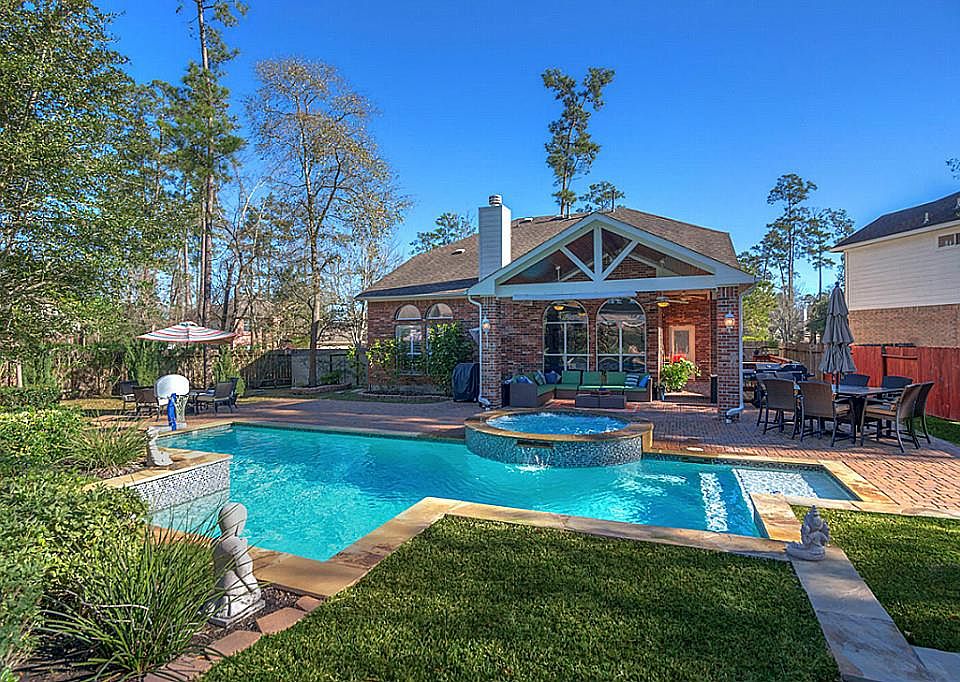 1st image of 11 Gilded Crest Ct