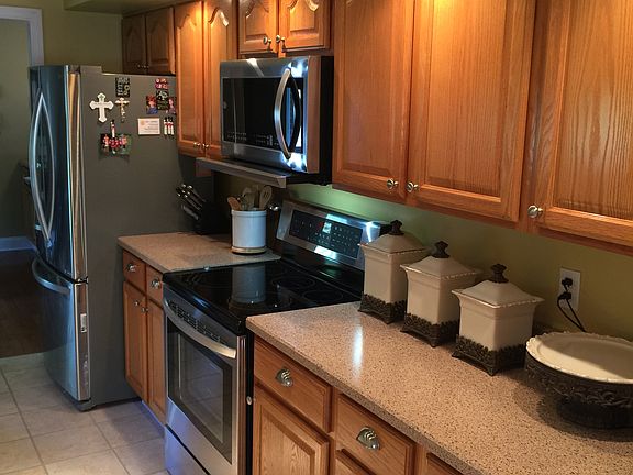 4th image of 42 Lawson St