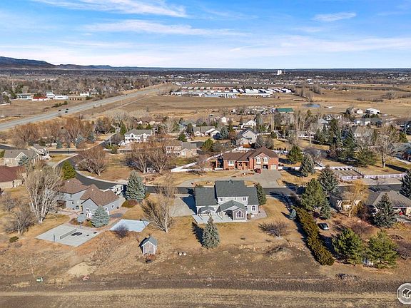 3rd image of 562 Bald Eagle Way