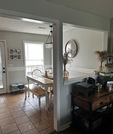 3rd image of 6903 Riverwalk Blvd