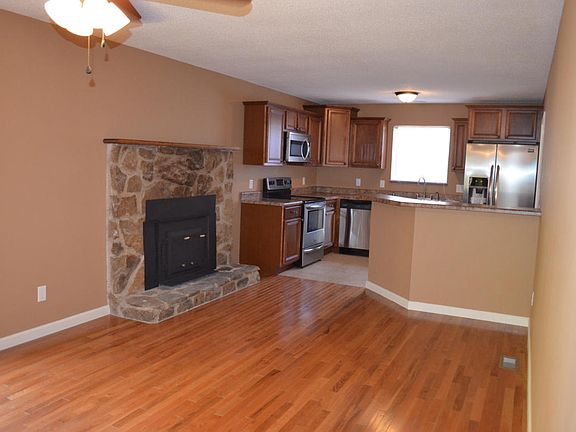 5th image of 2023 Colonial Cir