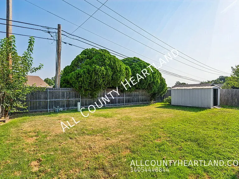 217 Cypress Dr — Photo 22