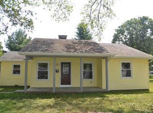 17 Ridge Rd, Centralia, IL 62801