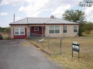 1136 Business Highway 287j, Iowa Park, TX 76367