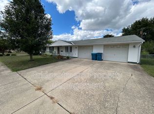 7281 Klyemore Dr, Dayton, OH 45424