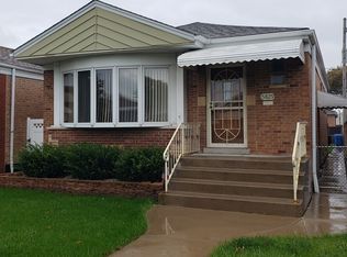 5829 S Narragansett Ave, Chicago, IL 60638