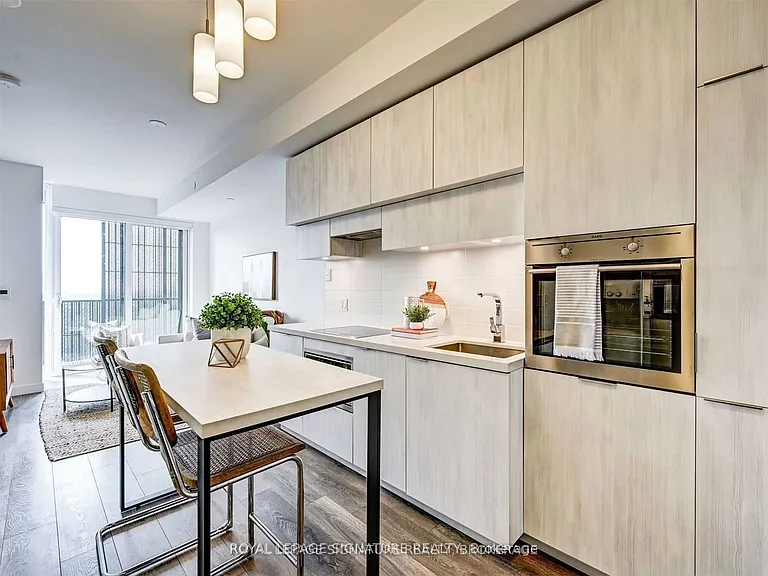 8 Eglinton Ave E #5303 — Photo 21