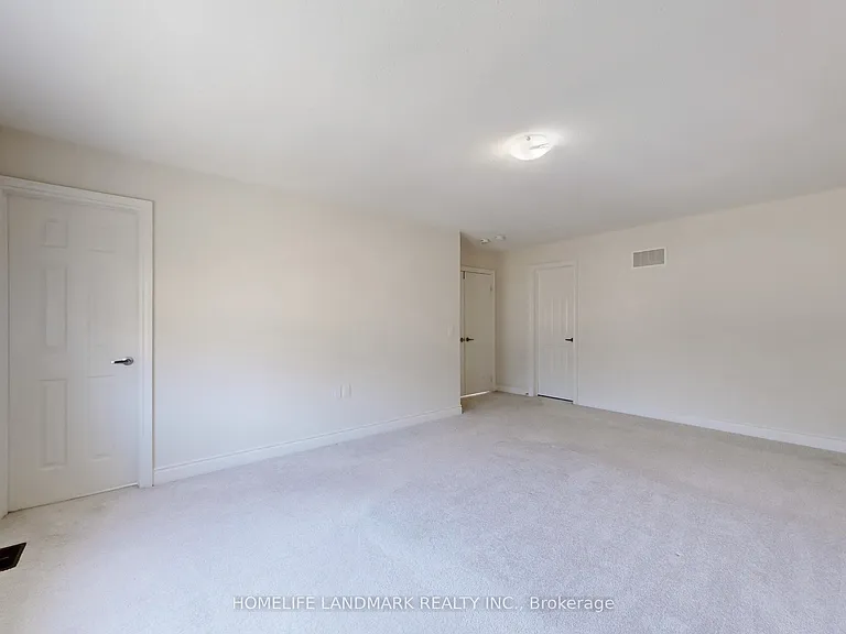 1533 Devine Point — Photo 46
