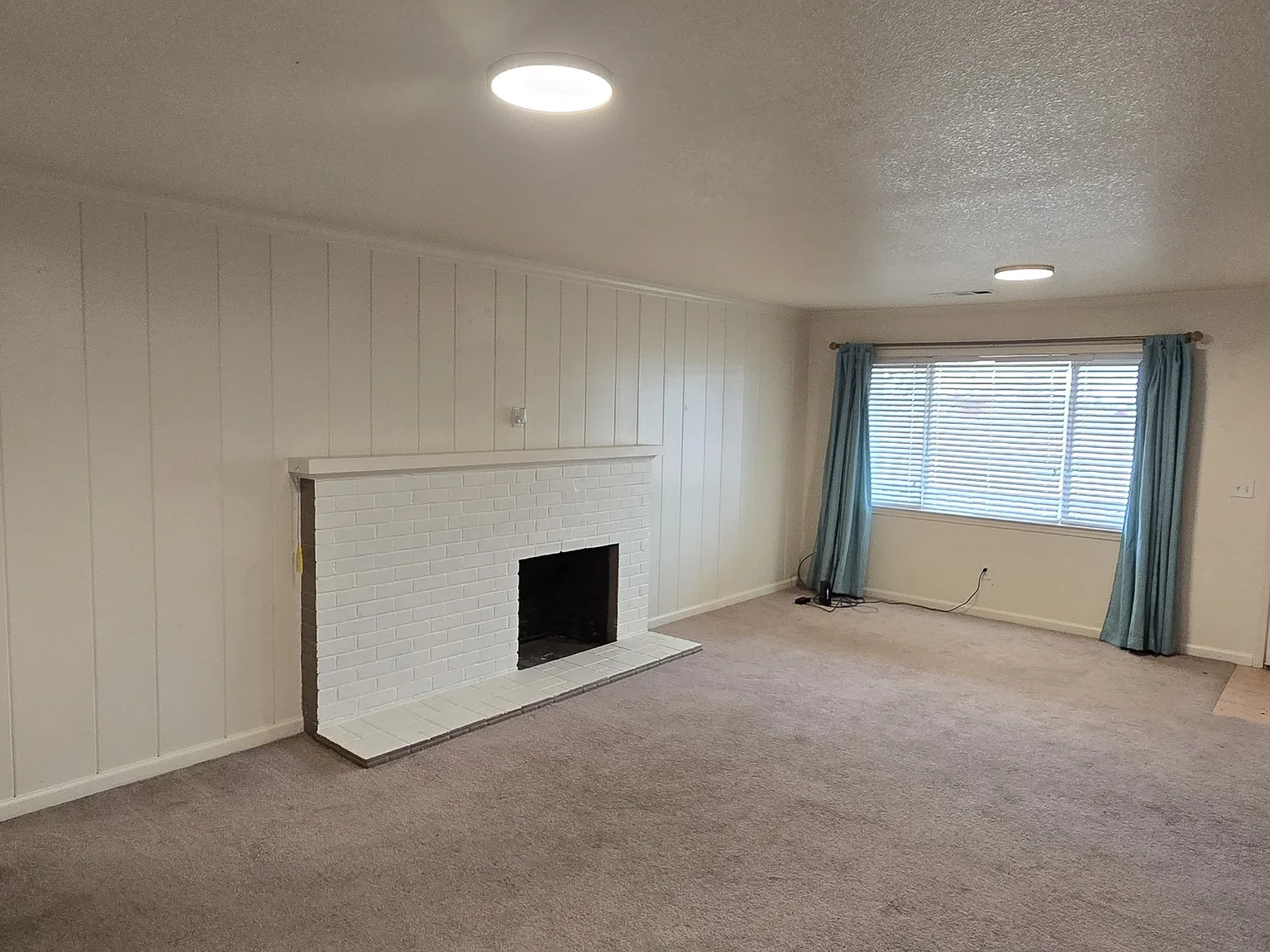 15290 Sunset Drive - 1 — Photo 4