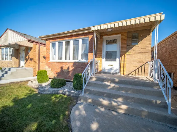 5837 S Narragansett Ave, Chicago, IL 60638