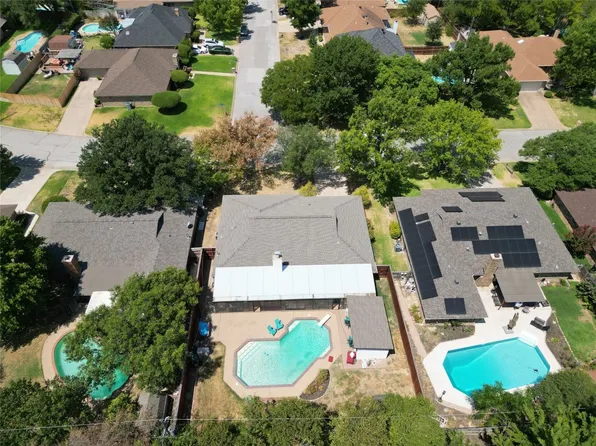 7620 Northfield Dr, North Richland Hills, TX 76182