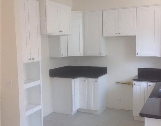 5th image of 705 Park Shadow Ct