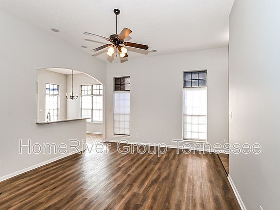 2nd image of 9189 Acadia Pl
