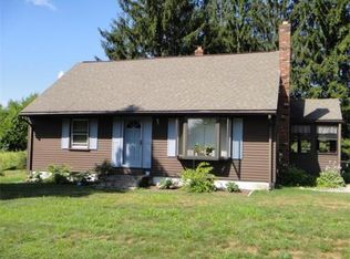 108 Pidgeon Dr, Springfield, MA 01119