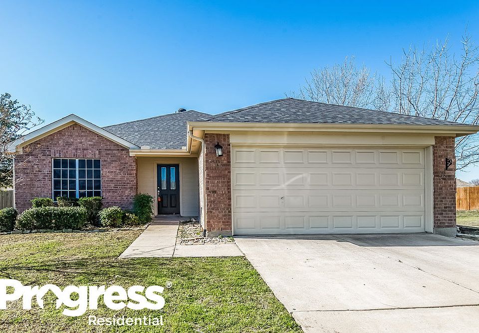 1st image of 901 Rock Springs Dr