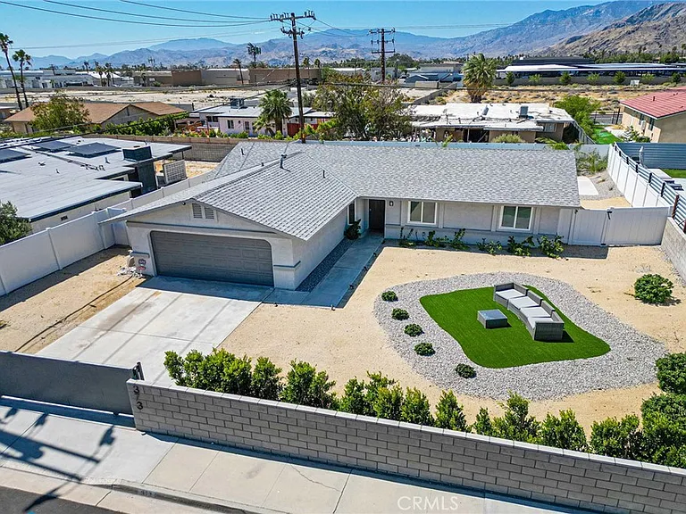 373 W Avenida Cerca — Photo 1