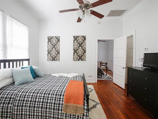 7522 Freret St #FRONT — Photo 9