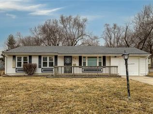 8204 E 107th St, Kansas City, MO 64134