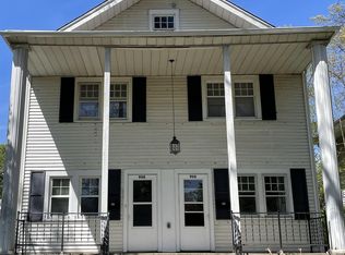 906-908 W Mishawaka Ave, Mishawaka, IN 46545