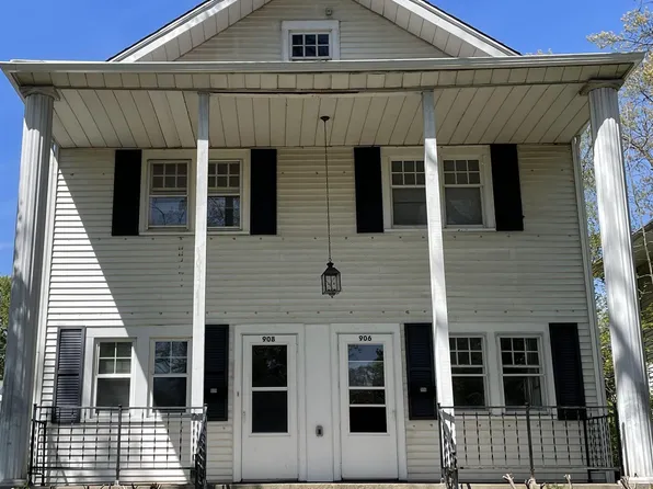 906-908 W Mishawaka Ave, Mishawaka, IN 46545