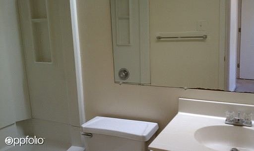 2nd image of 3516 Grove Ave